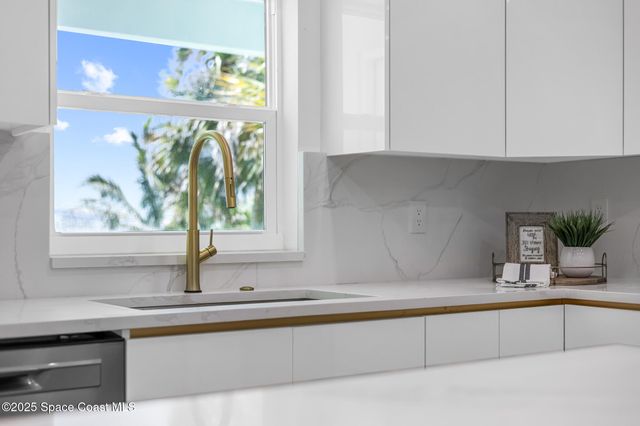 1313 Worth Court NE, Palm Bay, FL 32905