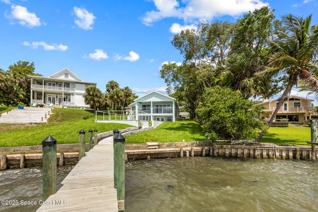 1313 Worth Court NE, Palm Bay, FL 32905