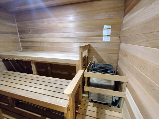 1501 S Ocean Dr 406, Hollywood, FL 33019