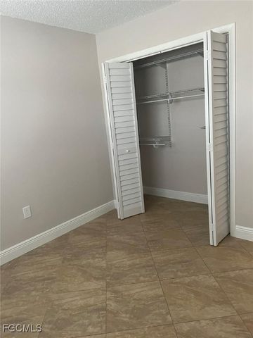 3325 Airport RD N T6, Naples, FL 34105