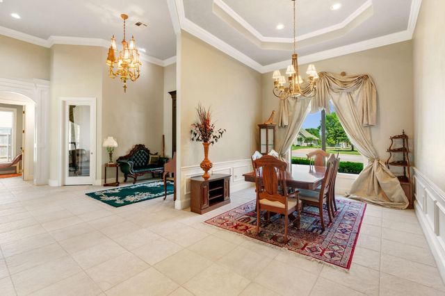 1106 Royal Adelade Drive, College Station, TX 77845