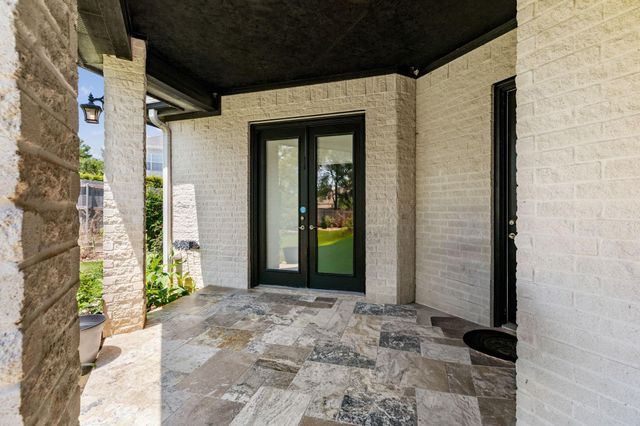 1106 Royal Adelade Drive, College Station, TX 77845
