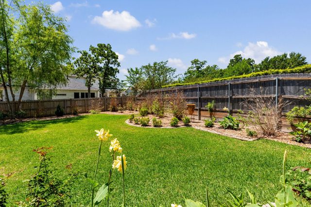 1106 Royal Adelade Drive, College Station, TX 77845