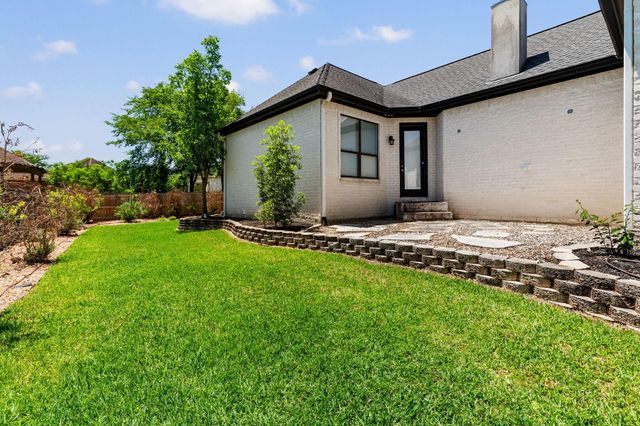 1106 Royal Adelade Drive, College Station, TX 77845