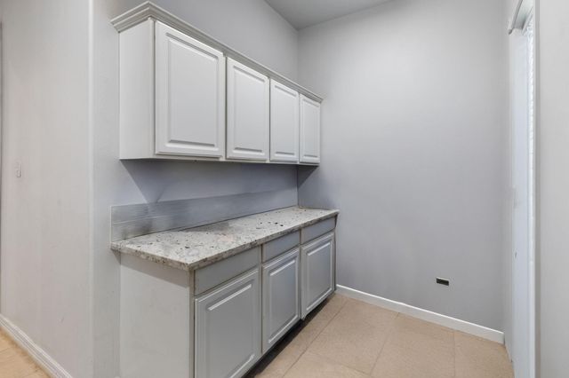 1106 Royal Adelade Drive, College Station, TX 77845
