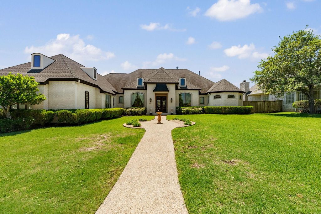 1106 Royal Adelade Drive, College Station, TX 77845
