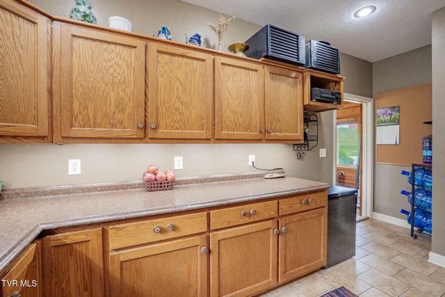 4180 Kingsport Highway, Afton, TN 37616