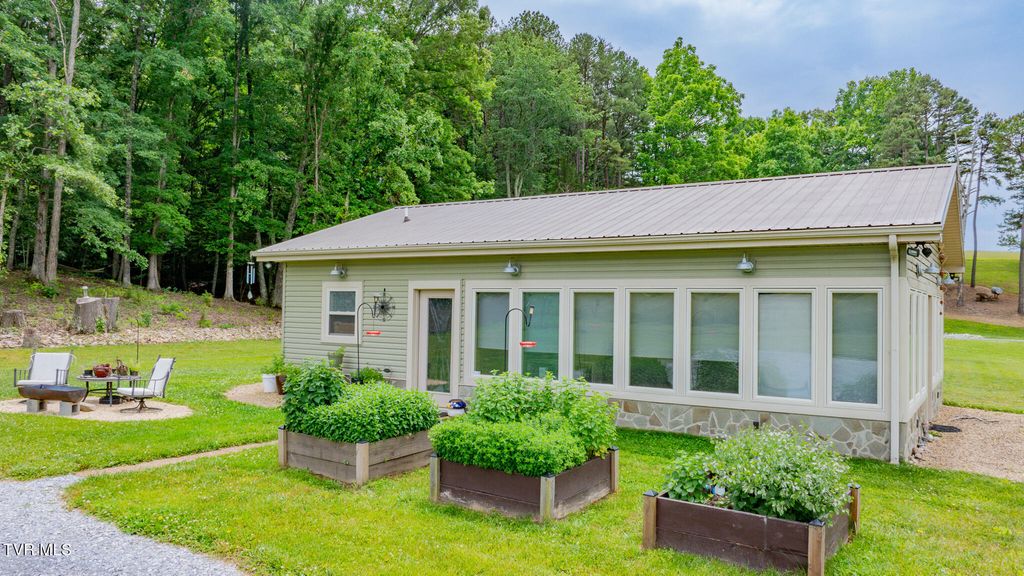4180 Kingsport Highway, Afton, TN 37616