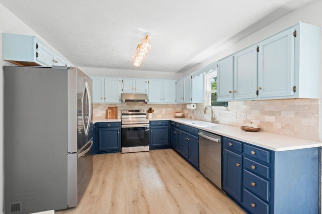 6121 Bradford Hills Dr, Nashville, TN 37211