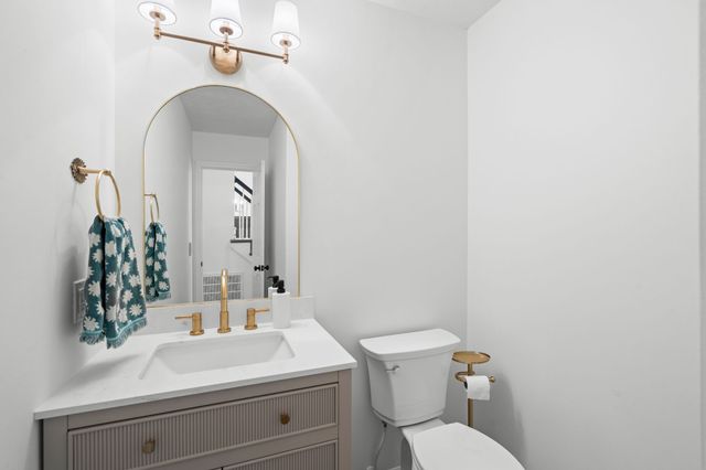 6121 Bradford Hills Dr, Nashville, TN 37211