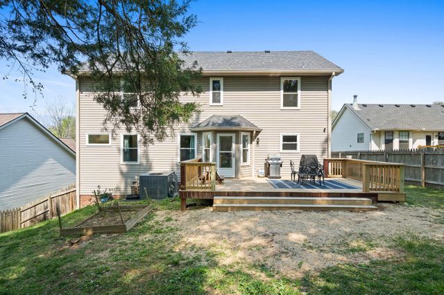 6121 Bradford Hills Dr, Nashville, TN 37211