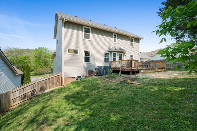 6121 Bradford Hills Dr, Nashville, TN 37211