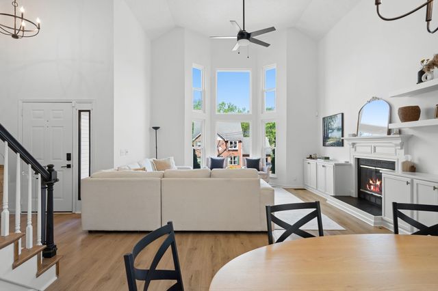 6121 Bradford Hills Dr, Nashville, TN 37211