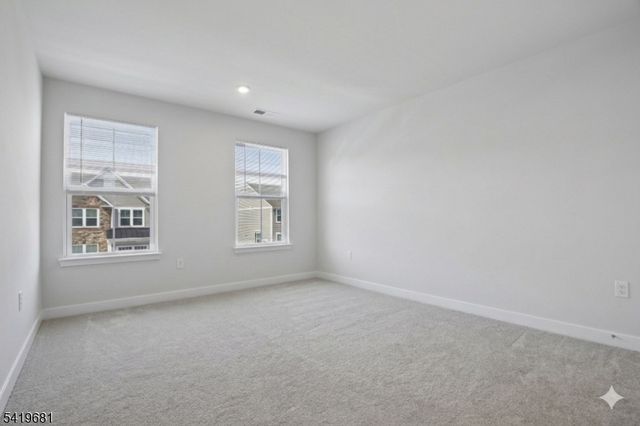 49 Owen Ct, Franklin Twp., NJ 08873