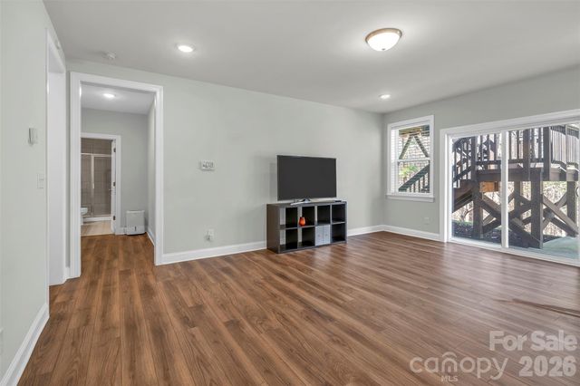 1550 Robinson Oaks Drive, Gastonia, NC 28054