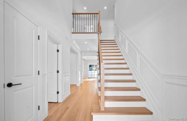 294 Curtis Avenue, Carle Place, NY 11514