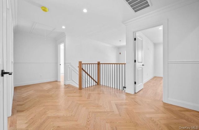 294 Curtis Avenue, Carle Place, NY 11514