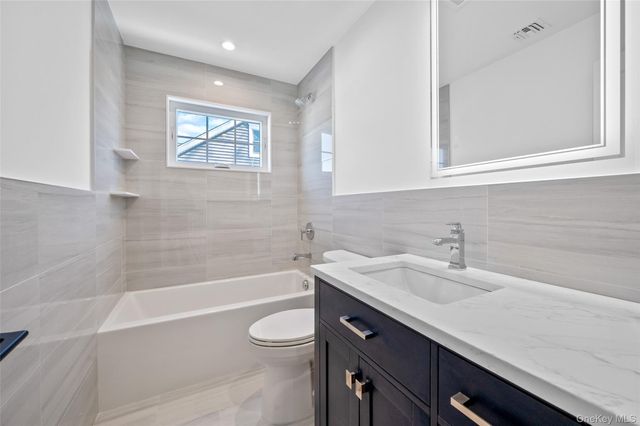 294 Curtis Avenue, Carle Place, NY 11514