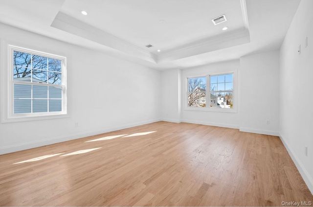 294 Curtis Avenue, Carle Place, NY 11514