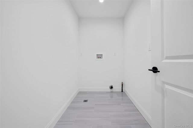 294 Curtis Avenue, Carle Place, NY 11514