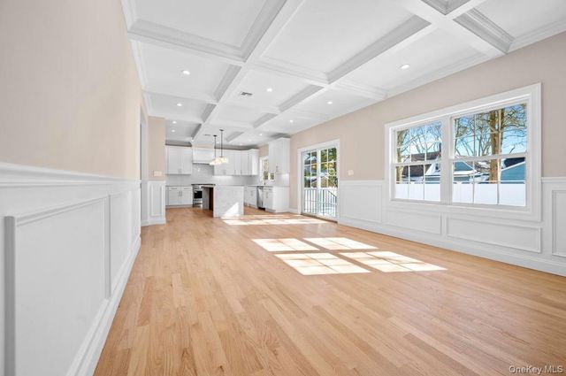 294 Curtis Avenue, Carle Place, NY 11514