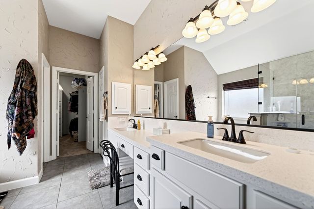 130 Meadow Glen Lane, Ovilla, TX 75154