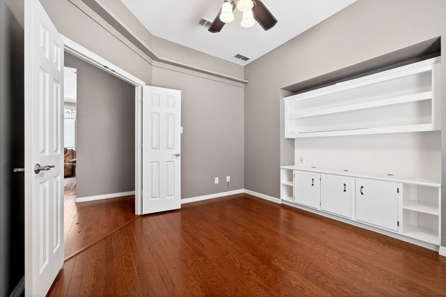 130 Meadow Glen Lane, Ovilla, TX 75154