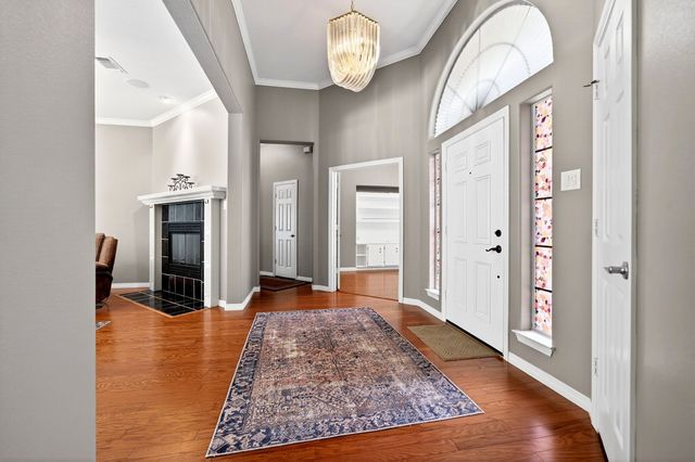 130 Meadow Glen Lane, Ovilla, TX 75154