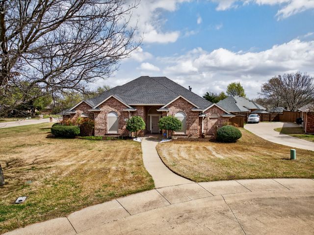 130 Meadow Glen Lane, Ovilla, TX 75154