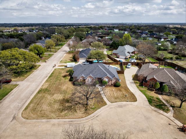 130 Meadow Glen Lane, Ovilla, TX 75154