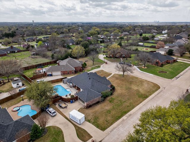 130 Meadow Glen Lane, Ovilla, TX 75154