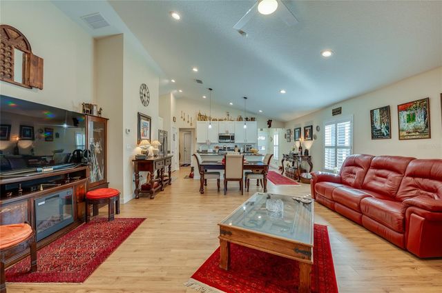 812 HAMILTON STREET, New Smyrna Beach, FL 32168