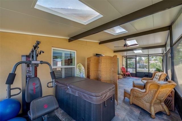 812 HAMILTON STREET, New Smyrna Beach, FL 32168