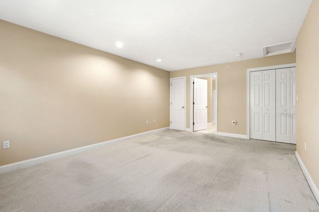 6 Technology Dr 235, Chelmsford, MA 01863