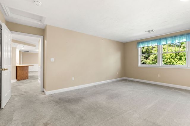 6 Technology Dr 235, Chelmsford, MA 01863
