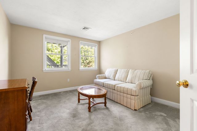 6 Technology Dr 235, Chelmsford, MA 01863