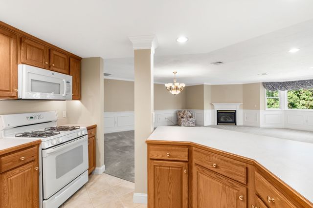 6 Technology Dr 235, Chelmsford, MA 01863