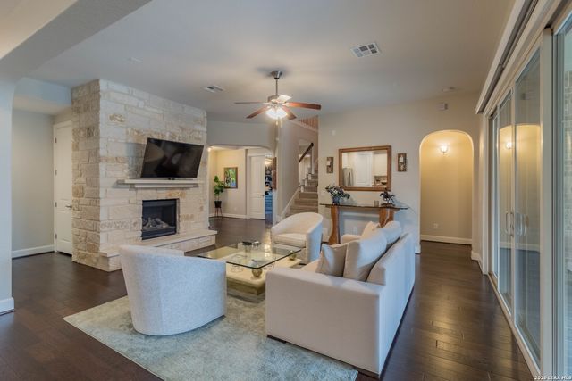 24215 GAZANIA BLF, San Antonio, TX 78260