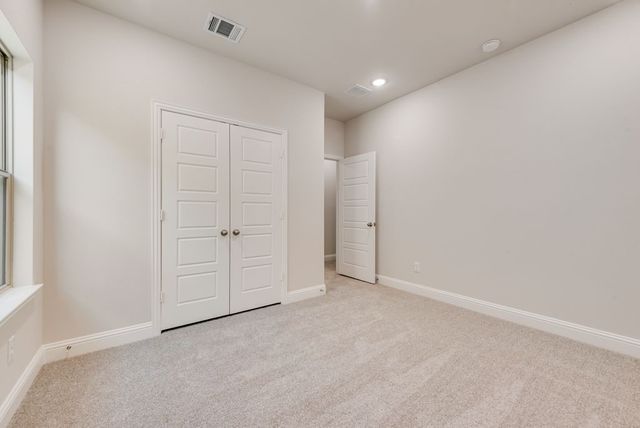1918 Waterwalk Drive, Rowlett, TX 75088