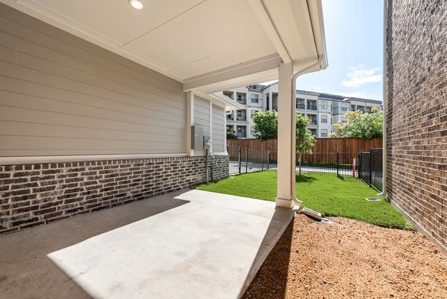 1918 Waterwalk Drive, Rowlett, TX 75088
