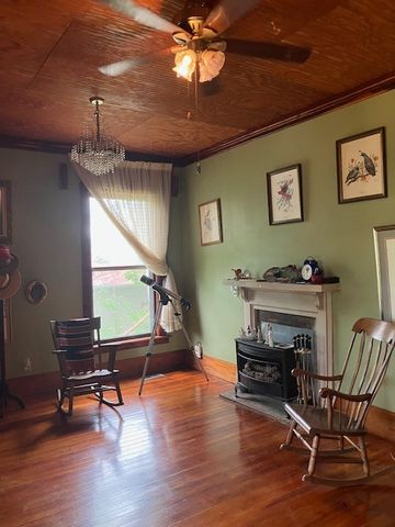 165 E Main St, Alexandria, TN 37012