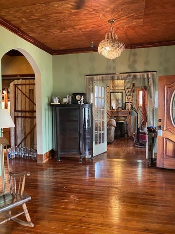 165 E Main St, Alexandria, TN 37012