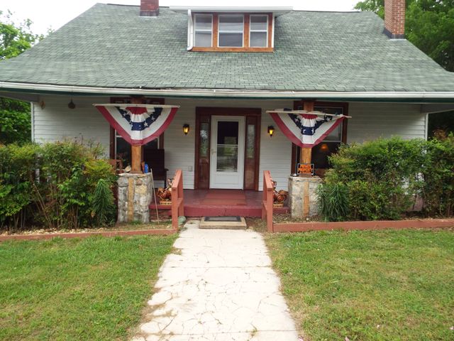 165 E Main St, Alexandria, TN 37012