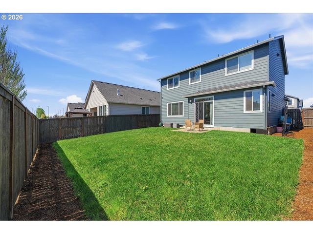 8525 N 1ST St, Ridgefield, WA 98642