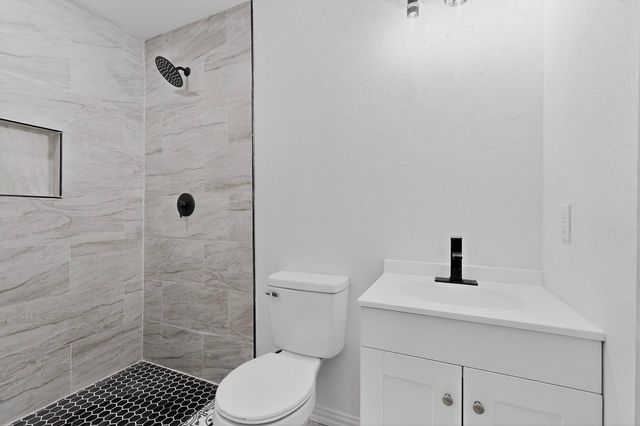 5650 Forney Road, Dallas, TX 75227