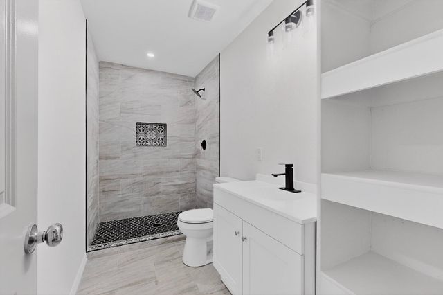 5650 Forney Road, Dallas, TX 75227