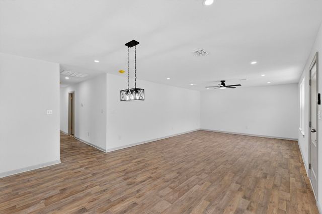 5650 Forney Road, Dallas, TX 75227