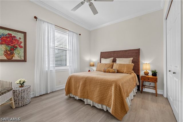 2805 Tiburon BLVD E 102, Naples, FL 34109