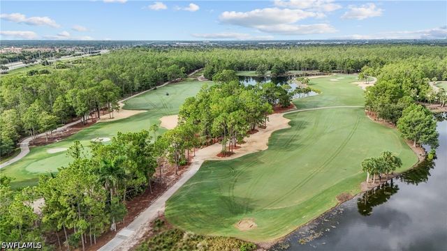 2805 Tiburon BLVD E 102, Naples, FL 34109