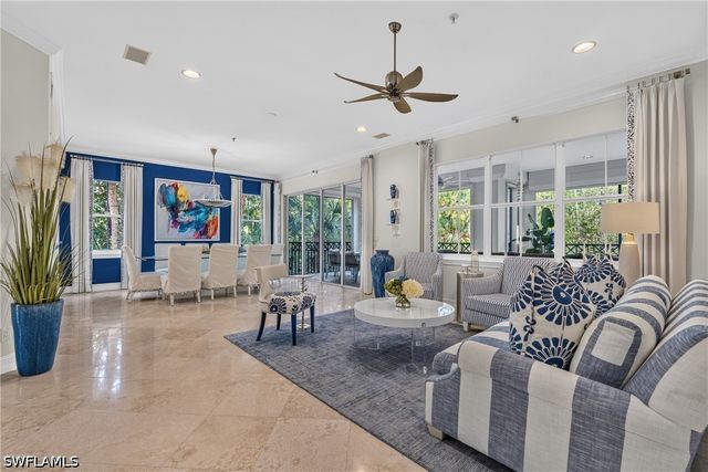 2805 Tiburon BLVD E 102, Naples, FL 34109